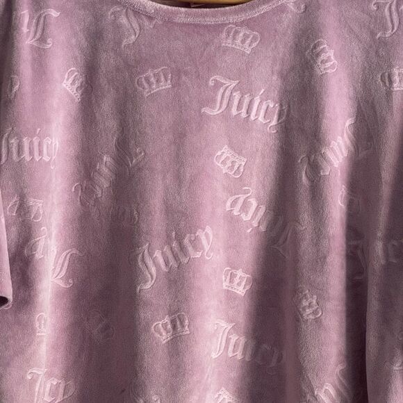 Juicy Couture Velour Top | Lavender Logo Embossed Sleep Tee | Size L - Picture 3 of 3